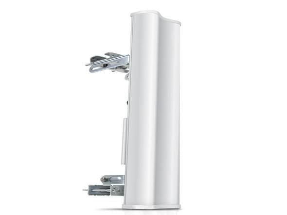 Ubiquiti airMAX 2.4GHz 15dBi 120-Degree 2x2 MIMO Sector Antenna (AM-2G15-120)