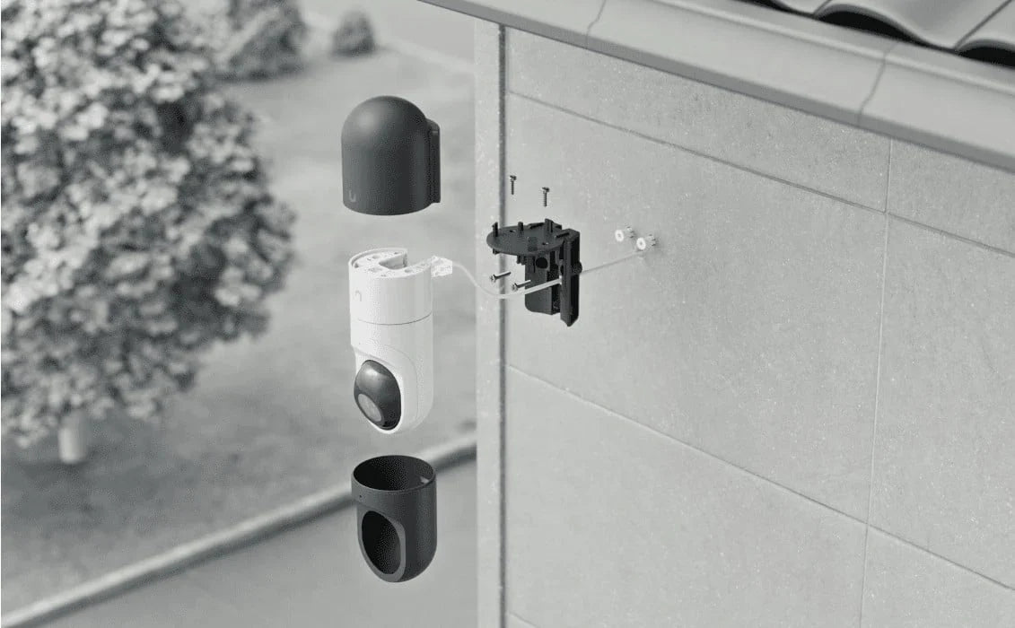 UniFi Camera Flex Professional Wall Mount – Black (3-Pack)