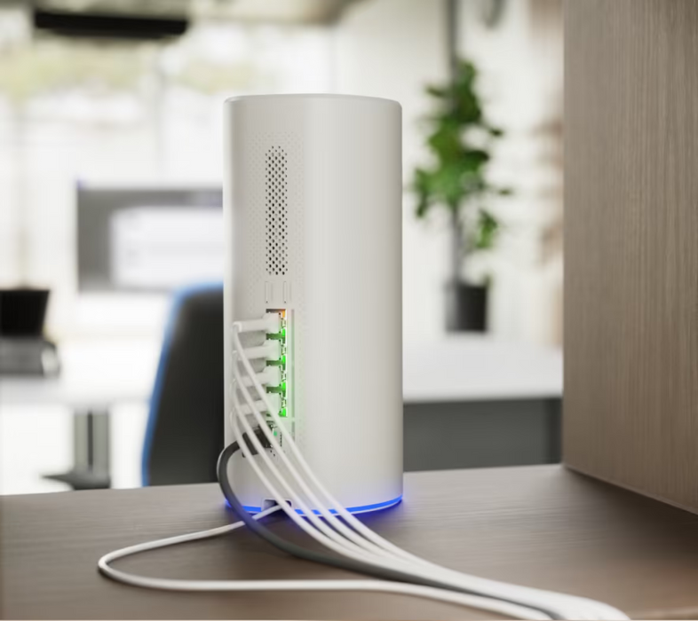 Ubiquiti UniFi Dream Router 5G Max | UDR-5G-MAX Wi-Fi 7 Gateway