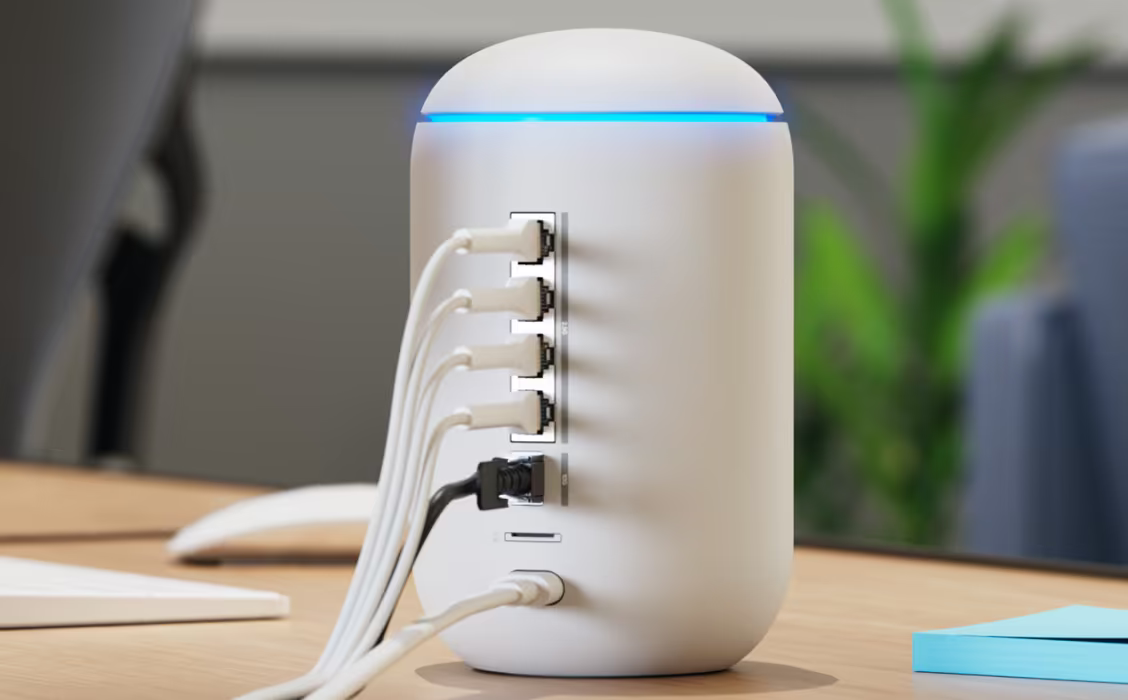 Ubiquiti UniFi Dream Router 7 | UDR7 Wi-Fi 7 Cloud Gateway
