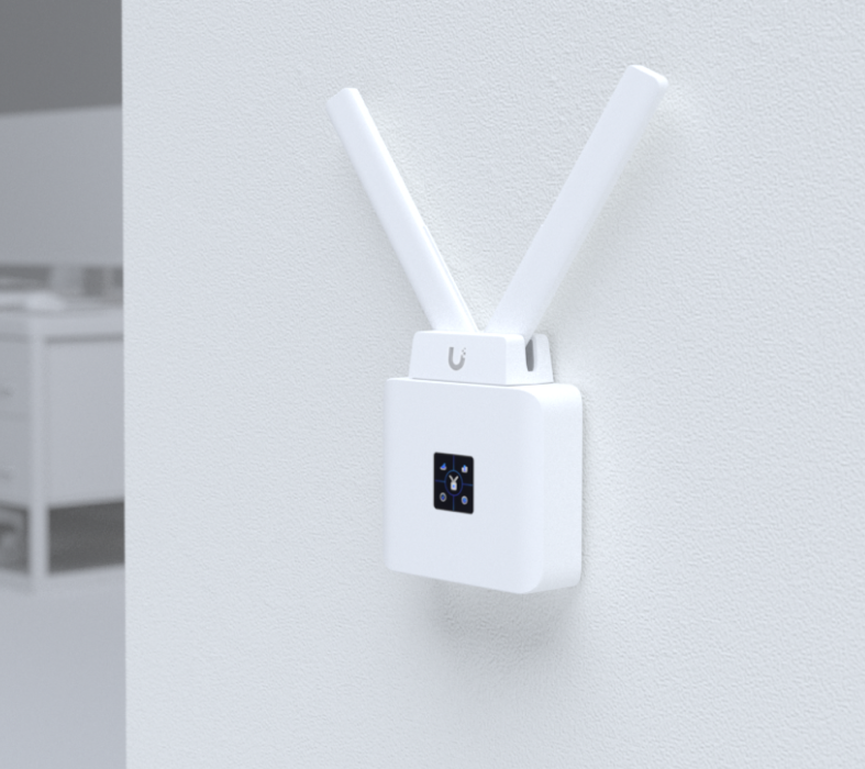 Ubiquiti UniFi Mobile Router | UMR LTE Cat 4 4G Router